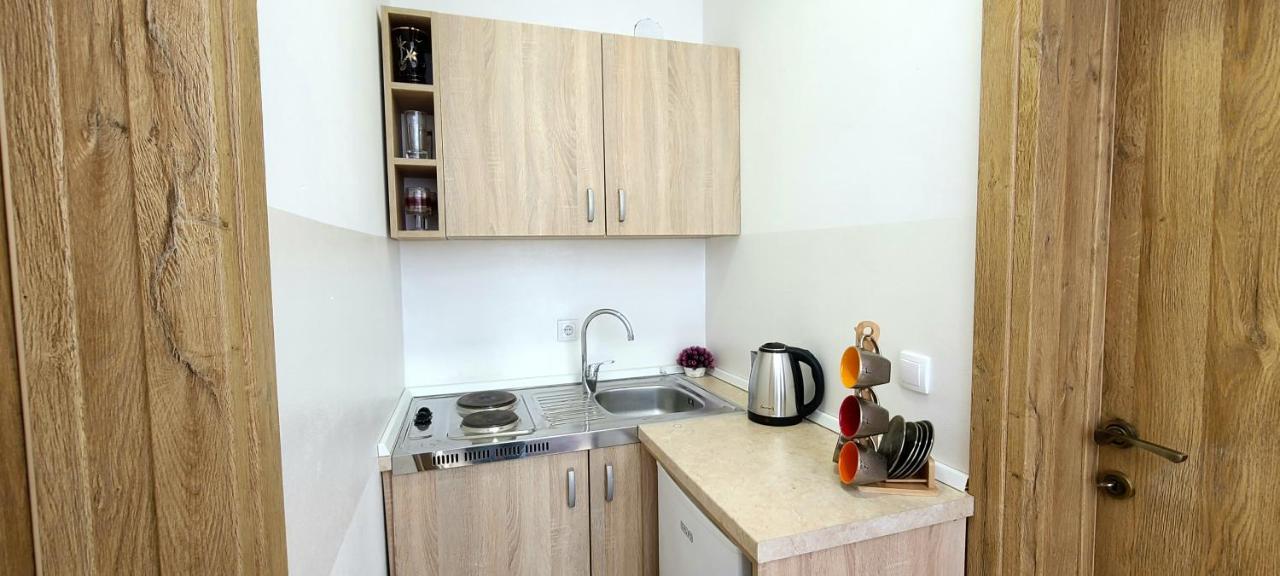 Riviera Inn Apartments ウルツィニ エクステリア 写真